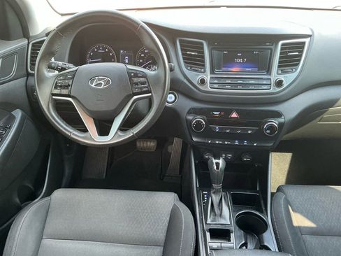 Used 2016 Hyundai Tucson Sport image 17