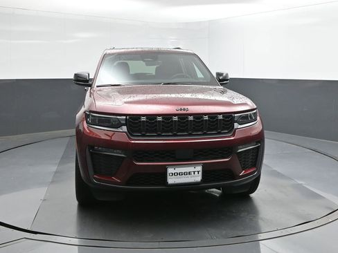 New 2026 Jeep Grand Cherokee Limited image 17