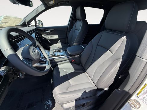 New 2025 Audi Q7 3.0T Premium Plus AWD/4WD image 10