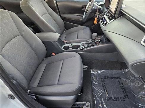Used 2023 Toyota Corolla LE image 19