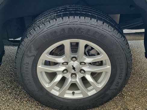 Used 2022 Chevrolet Silverado 1500 RST w/ Safety Package AWD/4WD image 9