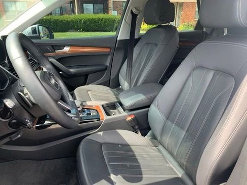 Used 2021 Audi Q5 2.0T Premium AWD/4WD image 16