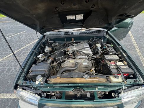 Used 1999 Toyota 4Runner SR5 RWD image 30