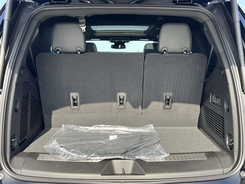 New 2026 GMC Yukon Denali w/ Sun & Power Step Package image 30