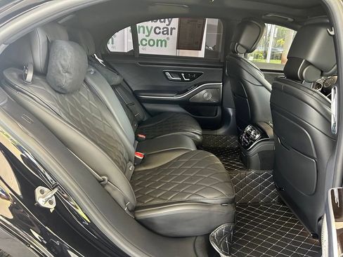 Used 2022 Mercedes-Benz S 580 4MATIC Sedan w/ Rear Seat Package image 28