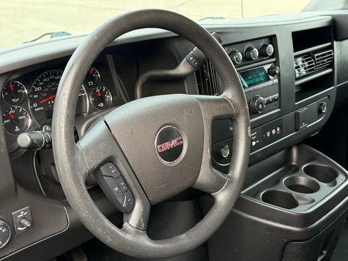 Used 2020 GMC Savana 2500 w/ Driver Convenience Package image 17