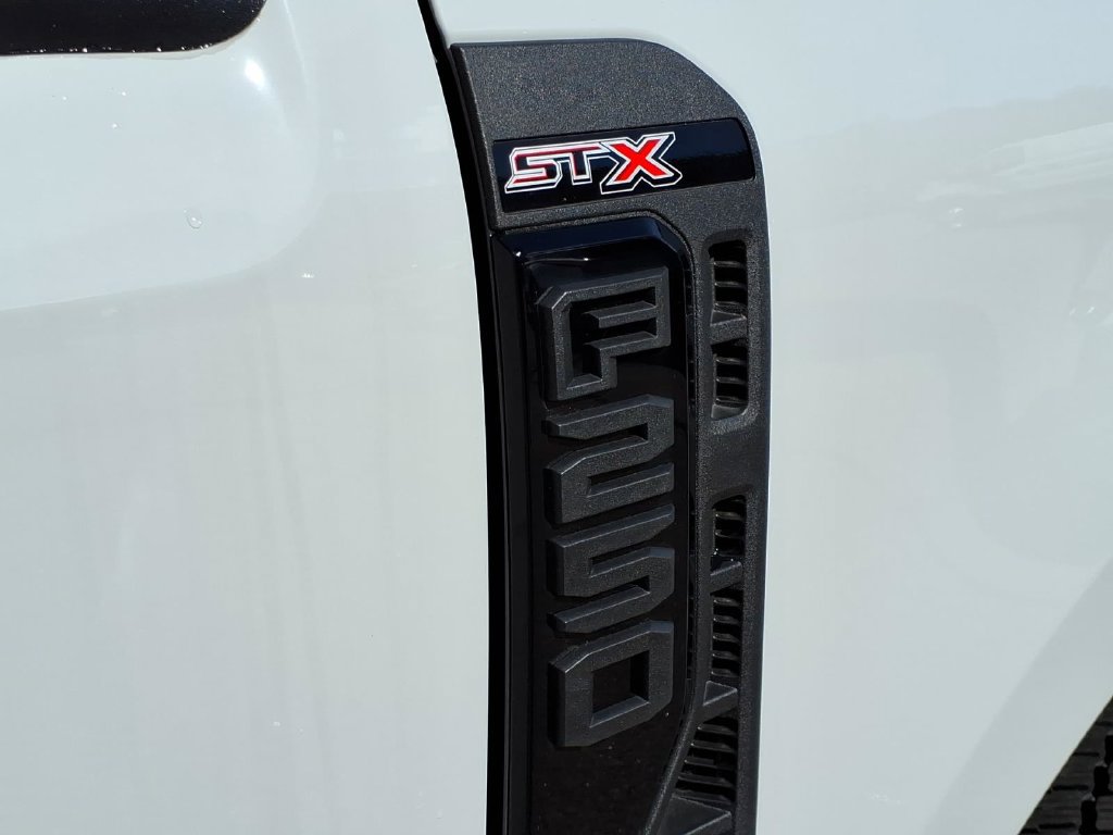 New 2026 Ford F250 XL w/ STX Appearance Package AWD/4WD image 10