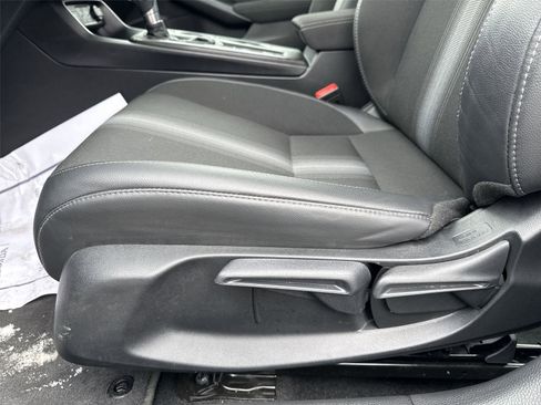 Used 2025 Honda Civic Sport image 14