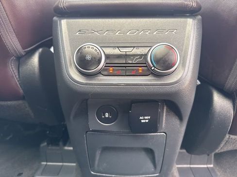 Used 2025 Ford Explorer Platinum w/ LUX Leather Package AWD/4WD image 11
