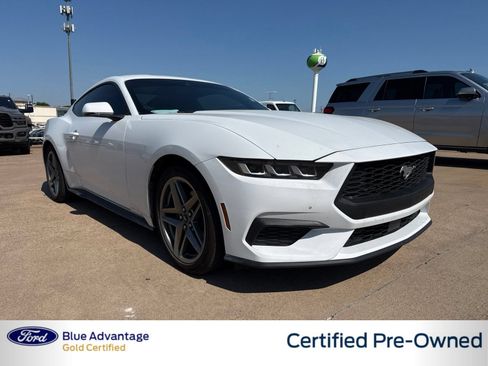 Used 2025 Ford Mustang Premium RWD image 1
