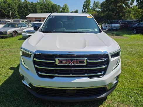 Used 2025 GMC Acadia Elevation w/ Elevation Premium Package FWD image 12