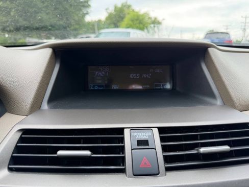 Used 2009 Honda Accord EX-L image 14