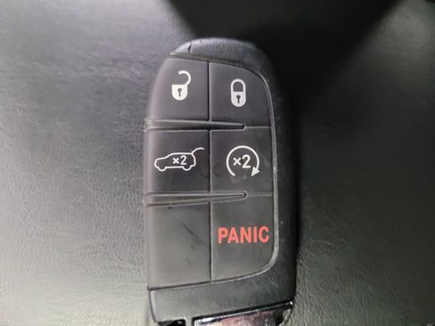 Used 2022 Jeep Compass Latitude AWD/4WD image 32