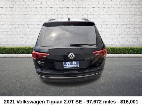 Used 2021 Volkswagen Tiguan SE FWD image 17