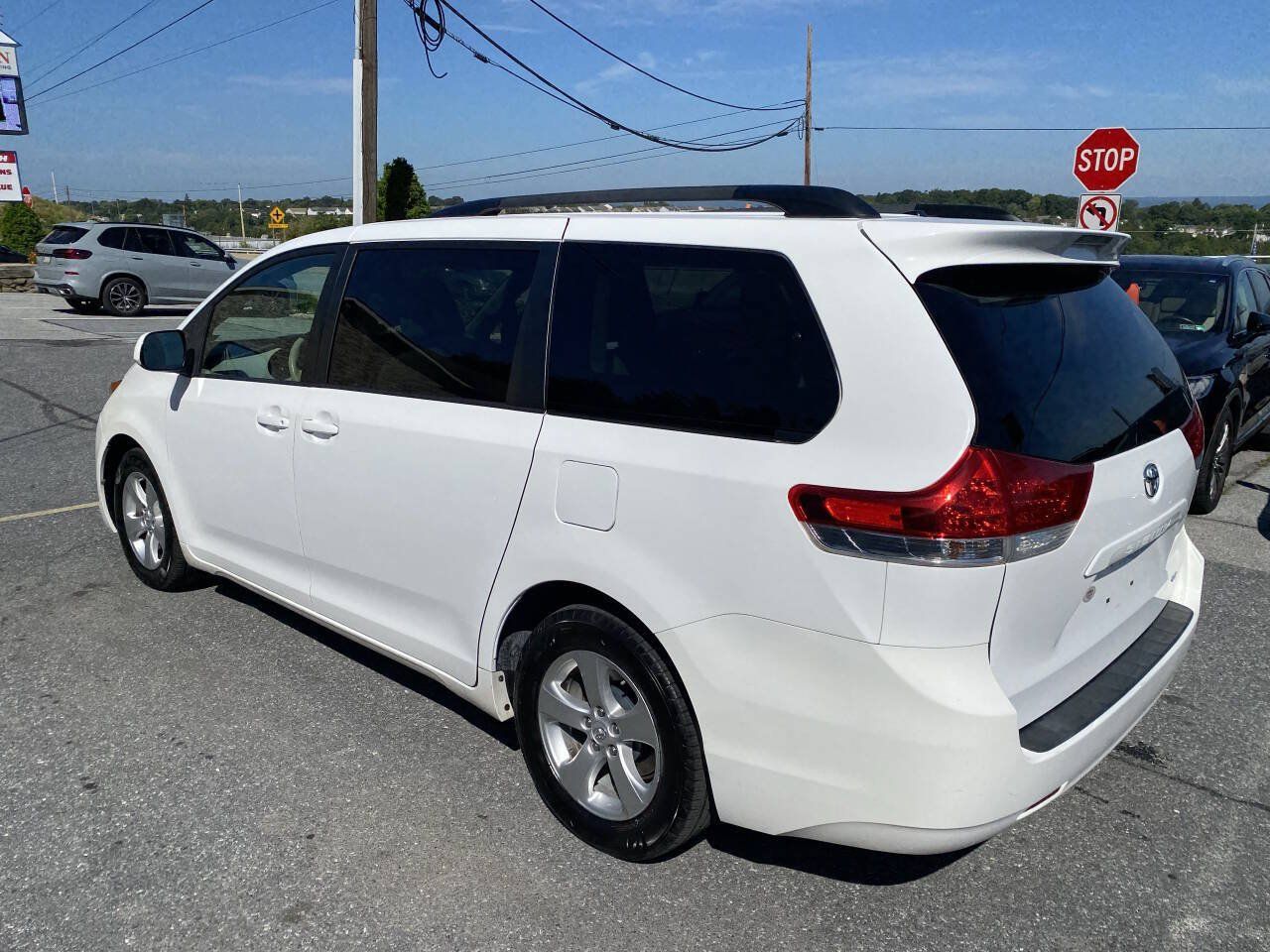 Used 2014 Toyota Sienna LE FWD image 8