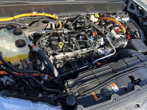 Used 2022 Ford Maverick XLT image 26