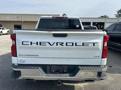 Used 2023 Chevrolet Silverado 1500 LTZ w/ LTZ Premium Package AWD/4WD image 12
