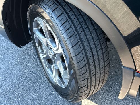Used 2017 Honda CR-V EX image 8
