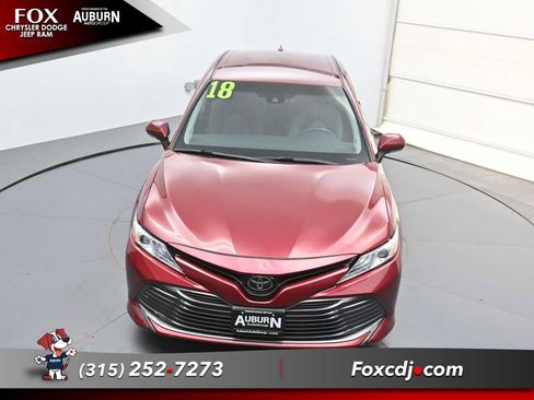 Used 2018 Toyota Camry XLE w/ Audio Package FWD image 28