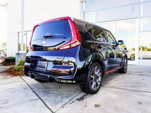 Used 2021 Kia Soul GT-Line FWD image 11