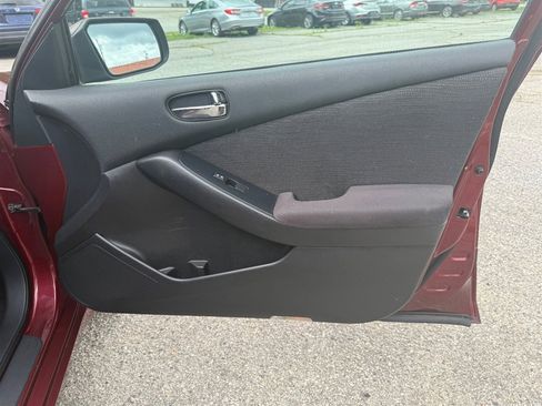 Used 2012 Nissan Altima 2.5 S FWD image 24