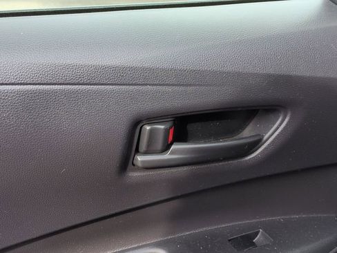 Used 2022 Toyota Corolla LE image 30