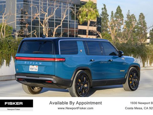 Used 2023 Rivian R1S Adventure image 8