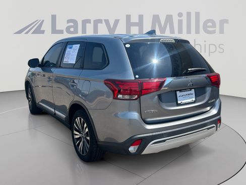 Used 2019 Mitsubishi Outlander ES FWD image 4