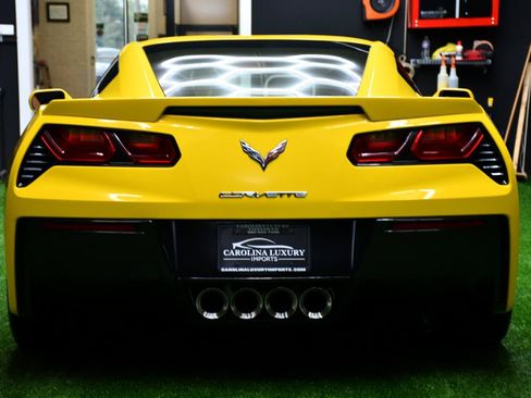Used 2015 Chevrolet Corvette Stingray Coupe w/ 2LT Preferred Equipment Group RWD image 12