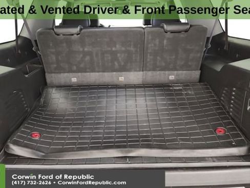 Used 2017 Chevrolet Suburban Premier image 26