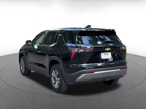 Used 2025 Chevrolet Equinox LT FWD image 11