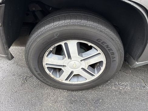 Used 2006 Chevrolet TrailBlazer LS w/ Skid Plate Package AWD/4WD image 5