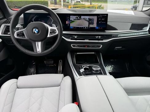 Used 2026 BMW X5 sDrive40i w/ M Sport Package RWD image 31