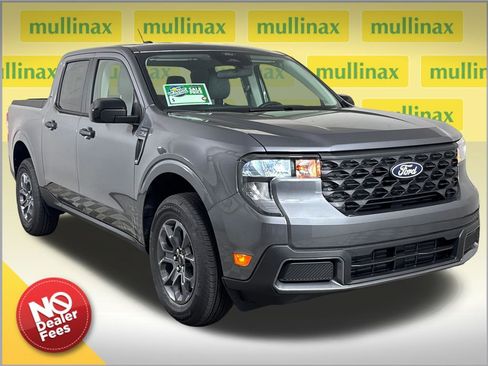 New 2026 Ford Maverick XLT FWD image 1