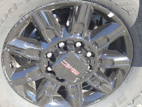 New 2026 GMC Sierra 2500 AT4 w/ AT4 Premium Plus Package image 20