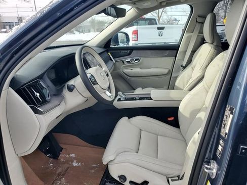 New 2026 Volvo XC90 B6 Ultra w/ Protection Package AWD/4WD image 14