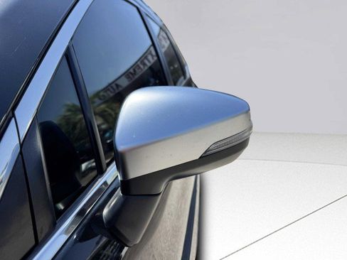 Used 2019 Subaru Ascent Touring image 13