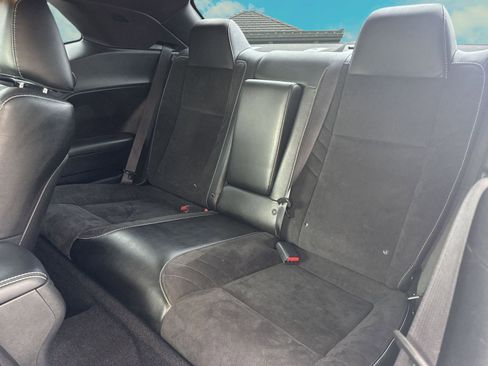 Used 2022 Dodge Challenger SRT Hellcat w/ Plus Package image 15