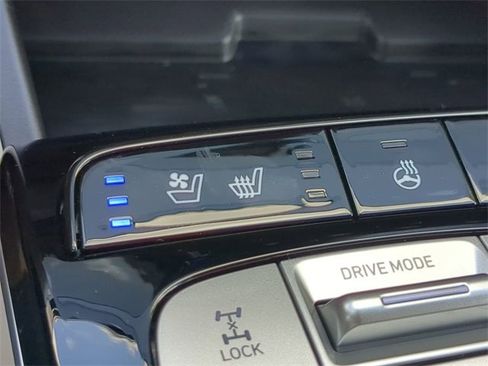 Used 2024 Hyundai Tucson Limited image 23