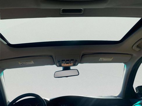 Used 2008 BMW 550i Sedan image 8