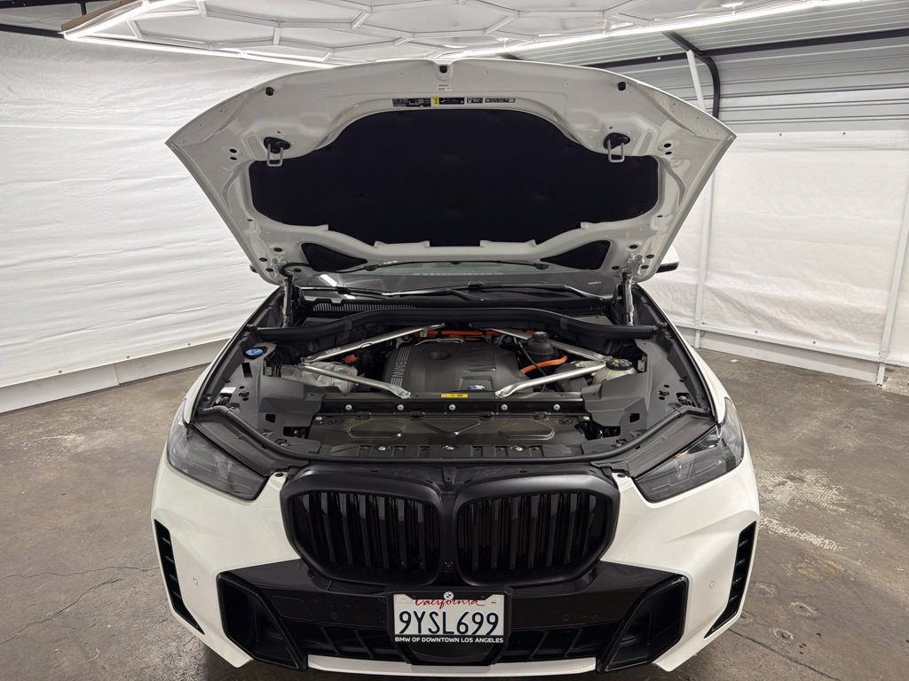 Used 2026 BMW X5 xDrive50e w/ M Sport Package AWD/4WD image 25