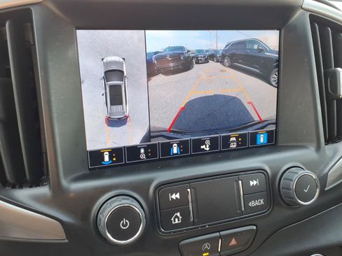 Used 2023 GMC Terrain AT4 w/ Infotainment Package II AWD/4WD image 29