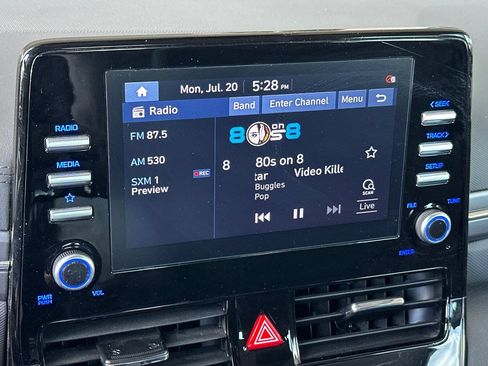 Used 2022 Hyundai Ioniq SE FWD image 15