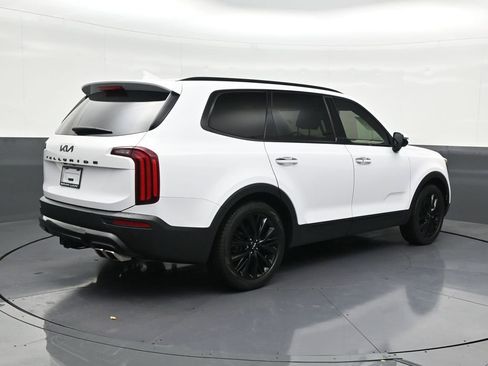 Used 2022 Kia Telluride SX w/ Towing Package image 5