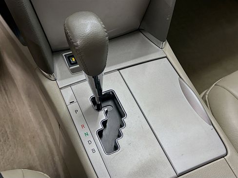 Used 2009 Toyota Camry Hybrid image 24