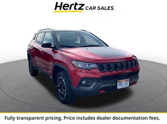 Used 2025 Jeep Compass Trailhawk AWD/4WD video 1