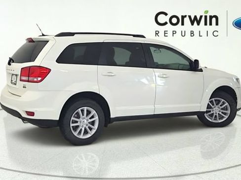Used 2015 Dodge Journey SXT w/ Flexible Seating Group FWD image 6
