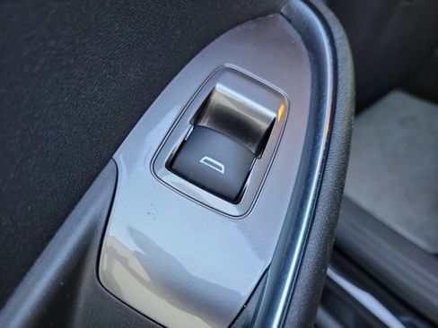 Used 2022 Chevrolet Malibu LT image 21