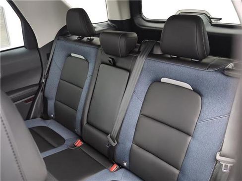 New 2025 Ford Bronco Sport Outer Banks w/ Sasquatch Outer Banks Package image 20