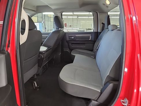 Used 2022 RAM 1500 Classic SLT image 6